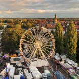 Fettmarkt Luftbild mit Riesenrad Fettmarkt Luftbild mit Riesenrad