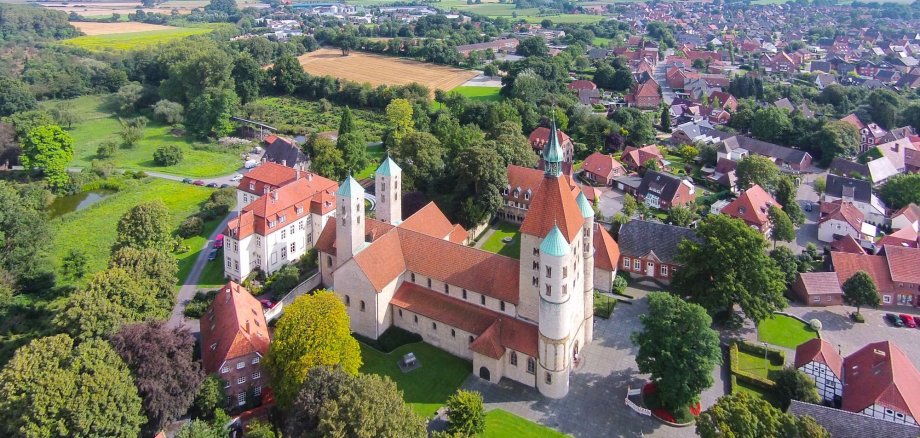 Freckenhorst Luftbild Stiftskirche Luftbildaufnahme Stiftskirche Freckenhorst